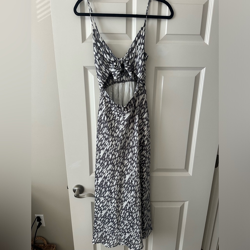 Vici Midi Dress
